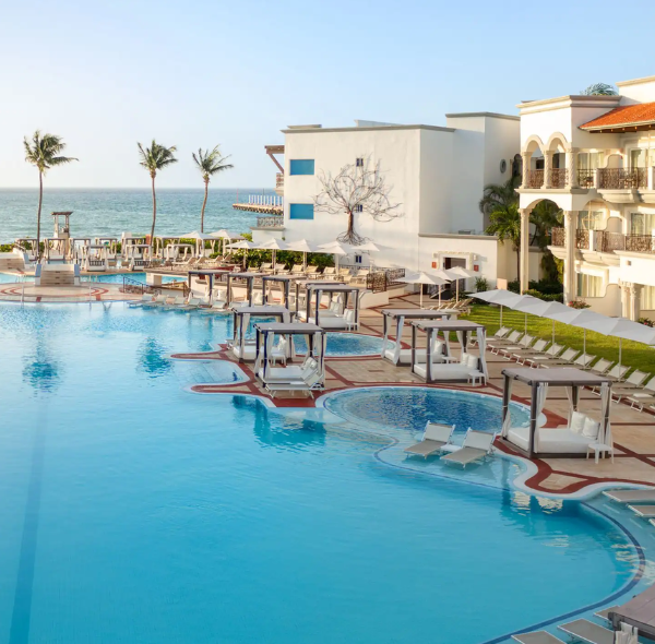 Hyatt Vivid Playa del Carmen Resort