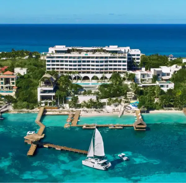 Impression Isla Mujeres by Secrets