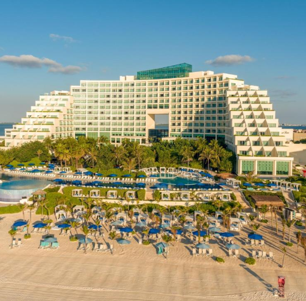 Live Aqua Beach Resort Cancun