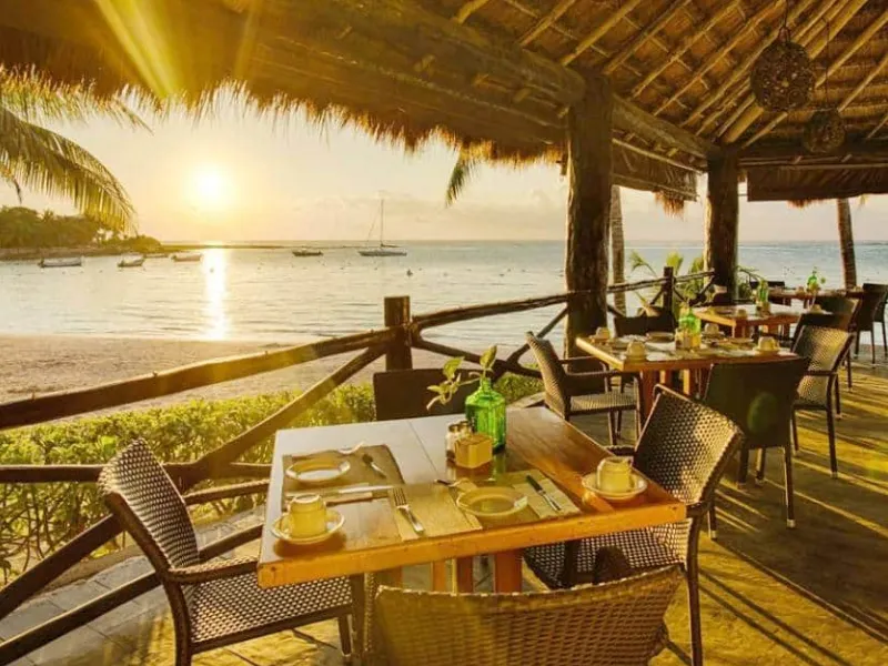 Beachfront Dining