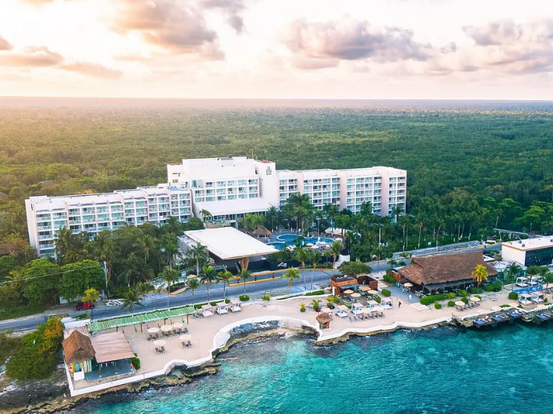 Luxury Resorts